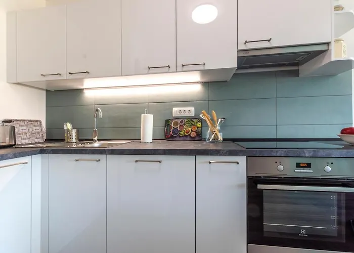 New Luxury Bella Apartment