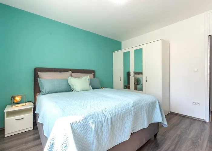 New Luxury Bella Apartment